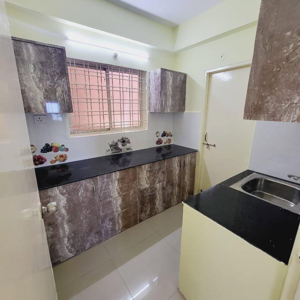 2 BHK Flat for Sale in People's High Rise, Bhopal
